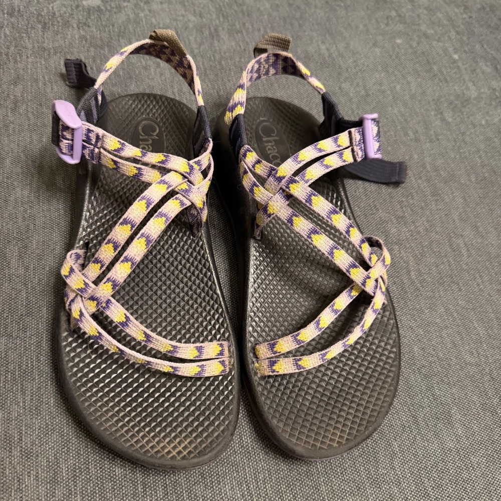 Chaco Z Cloud 2 Sandals Womens 6 Purple Yellow Strappy Toe Loop J180012